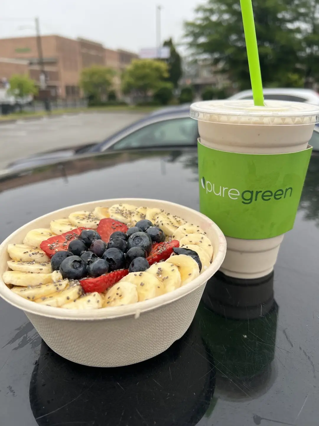 Acai bowl and smoothie from Pure Green Carytown Exchange