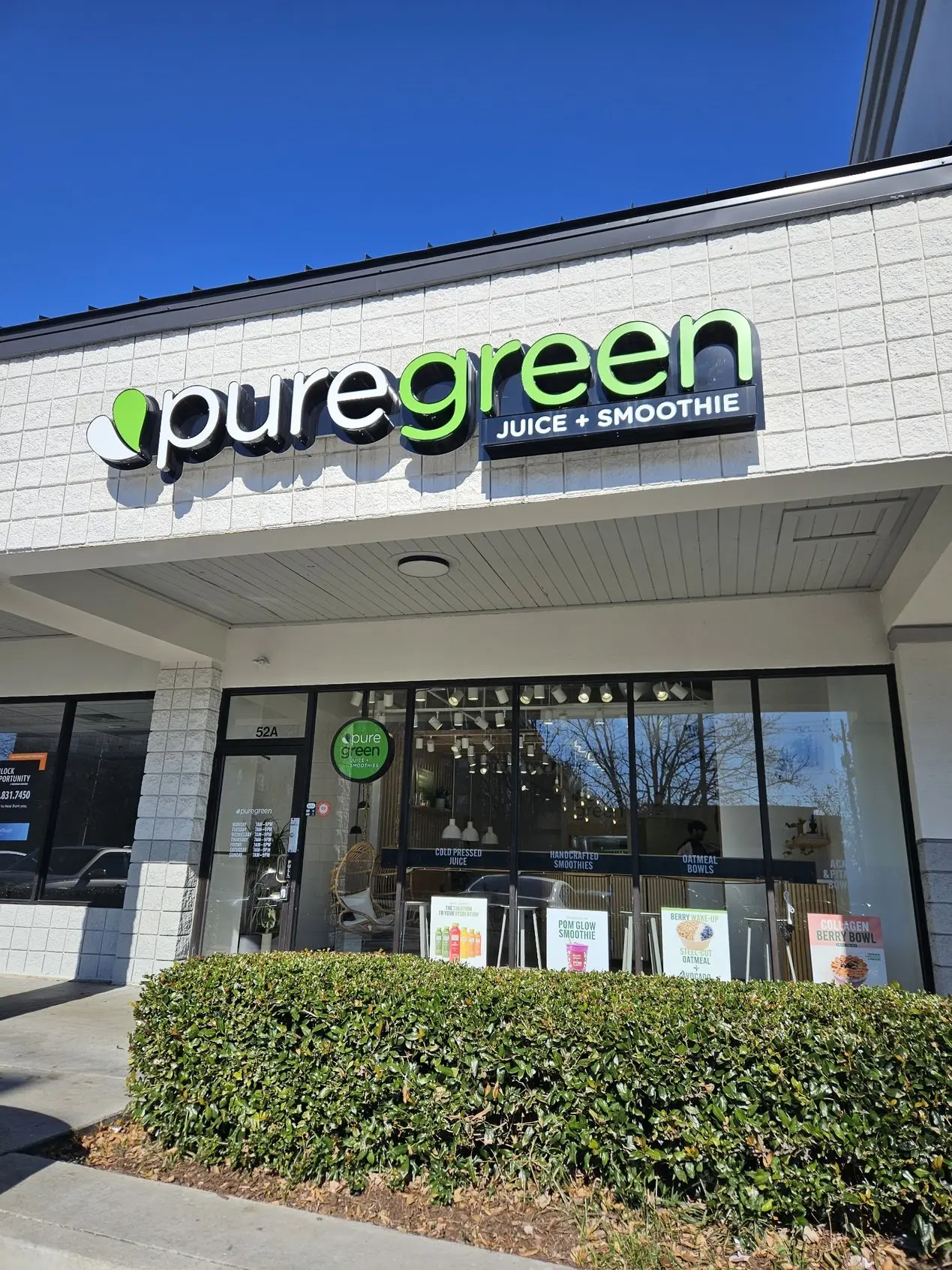 Pure Green Buckhead Crossing storefront and sign on Piedmont Road